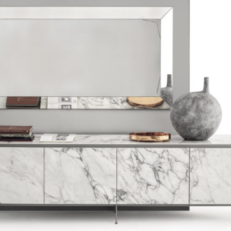 COSMOPOLITAN MADIA / SIDEBOARD