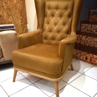 Βελούδινη πολυθρόνα με ξύλινα πόδια