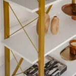 Βιβλιοθήκη Πόρος 50 χρώμα λευκό – χρυσό 90×33,5×180εκ. – εικόνα 3